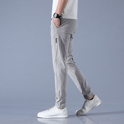Πολυεστέρα/Σπαντέξ συνδυασμός Ανδρικών Regular Fit Joggers με Ελαστική Ζώνη και Σωλήνα